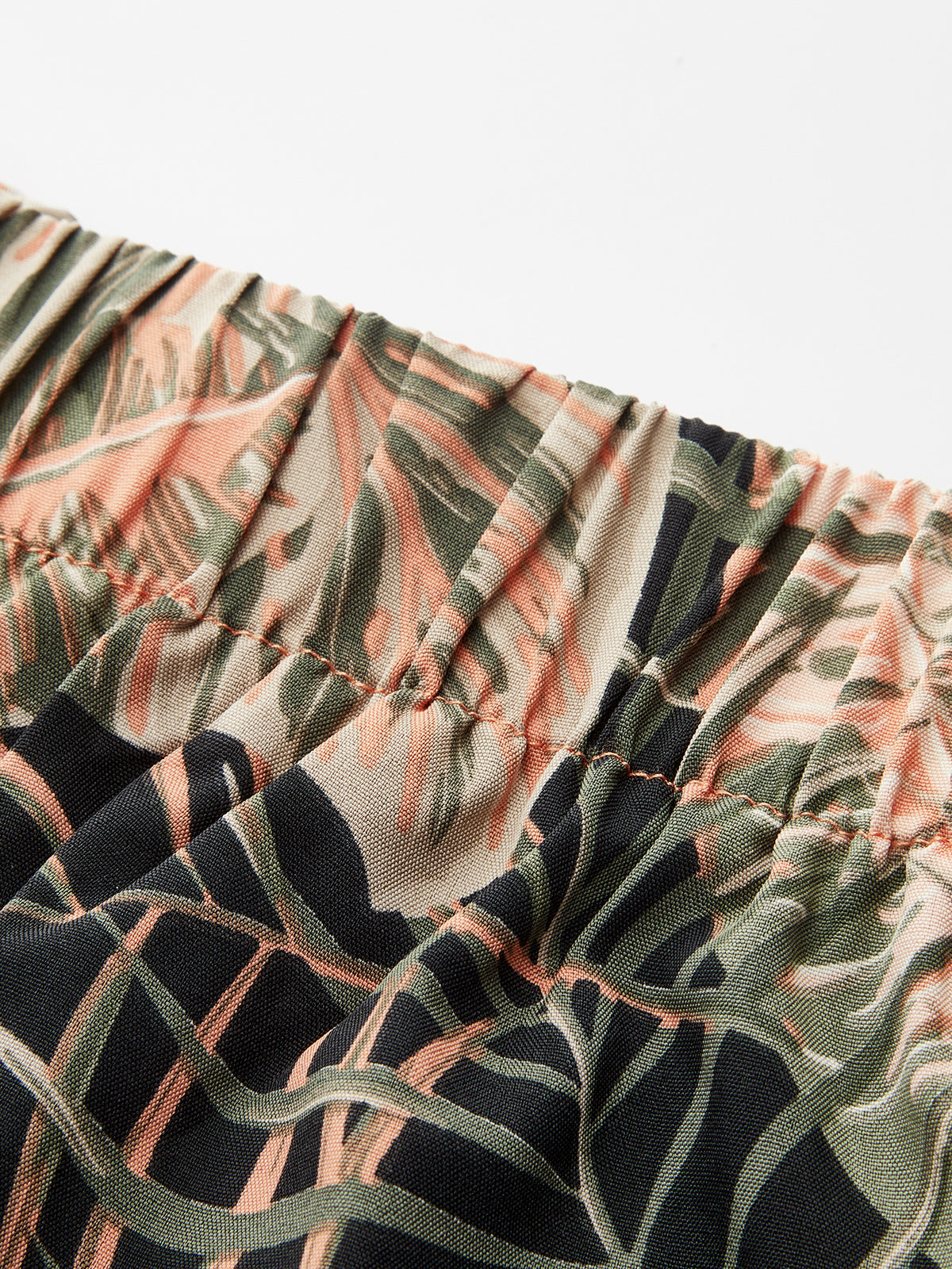 Tropical Leaf Print Halter Crop Top & Shorts Set
