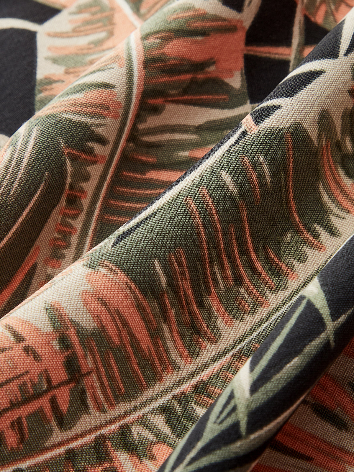 Tropical Leaf Print Halter Crop Top & Shorts Set