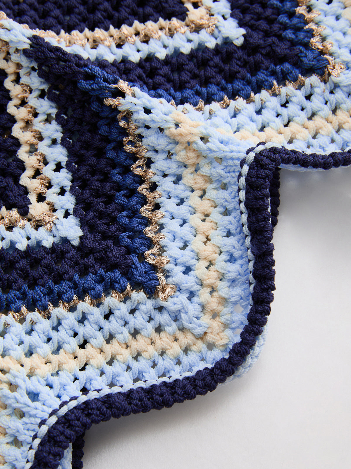 Zigzag Wave Crochet Sleeveless Knit Tank Top